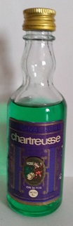 (2) Chartreusse